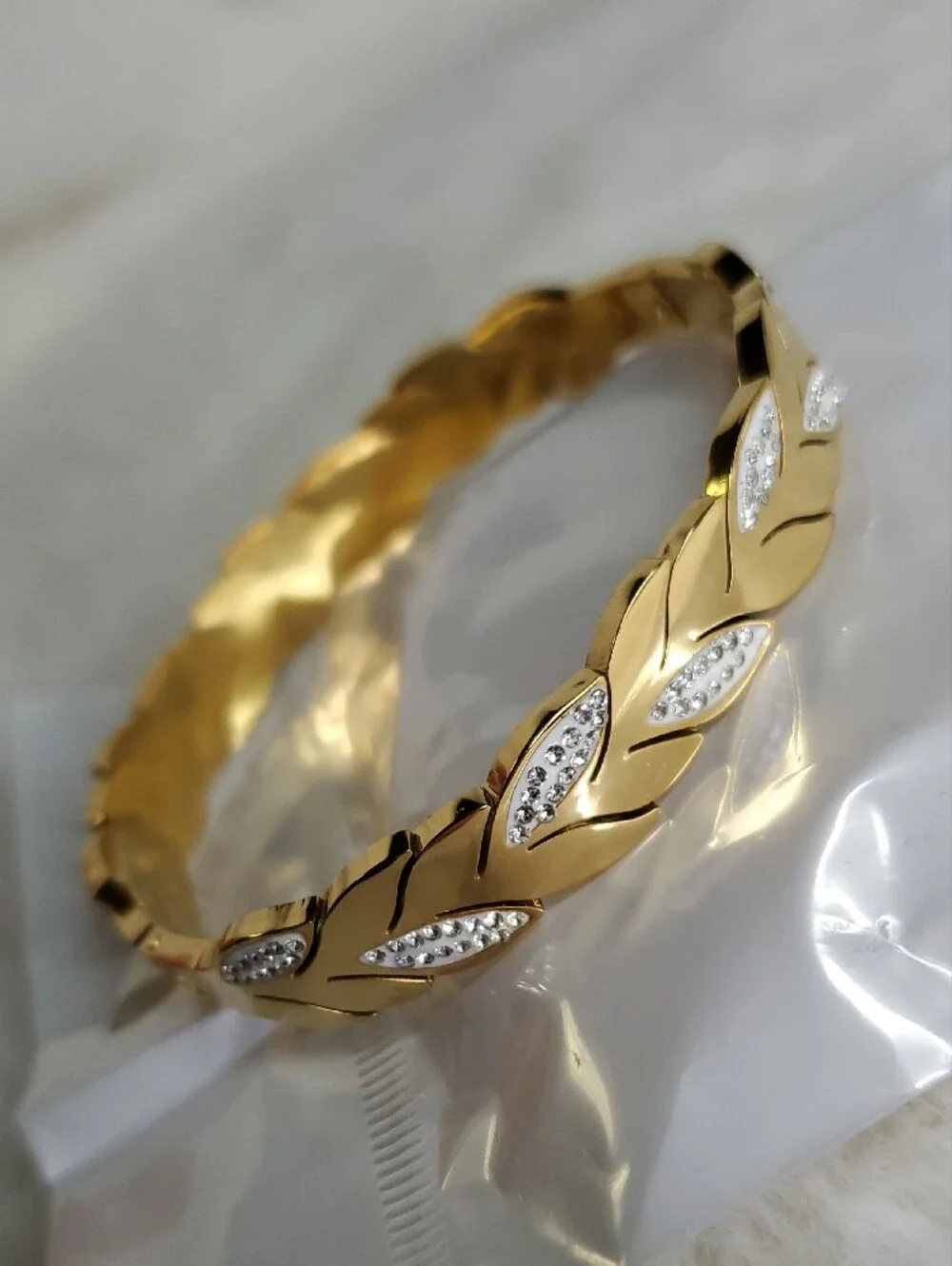 Fashion Jewelry Gold Leaf Crystal Accent Bracelet